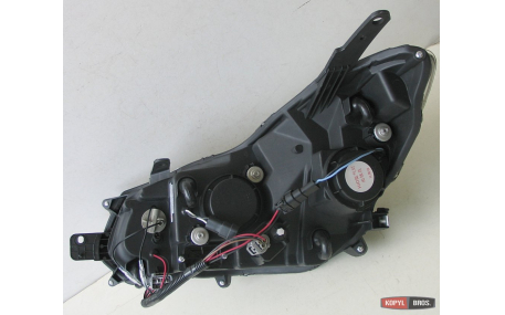 Фары передние Subaru XV