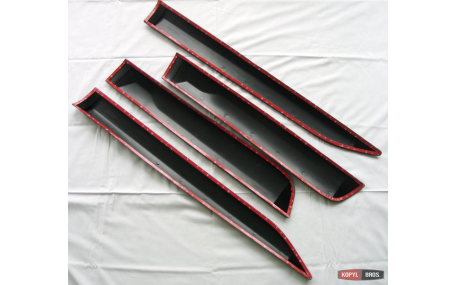 Молдинги дверей Toyota Hilux