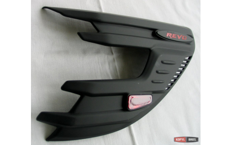 Накладки на кузов Toyota Hilux