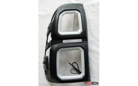 Накладки на кузов Toyota Hilux