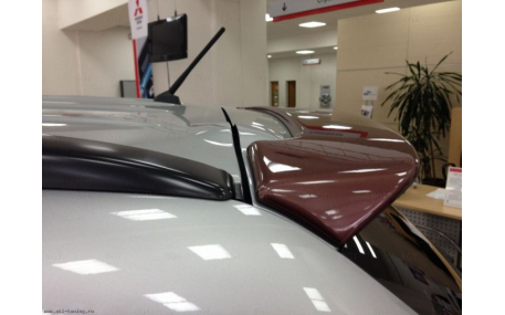 Спойлер Mitsubishi Outlander