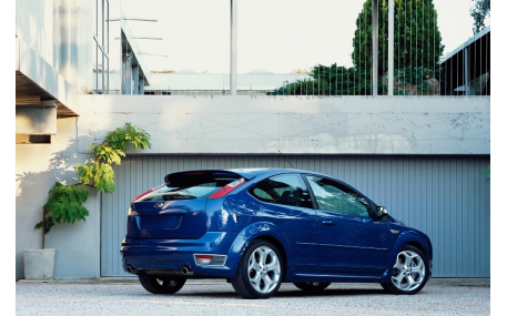 Спойлер Ford Focus MK2