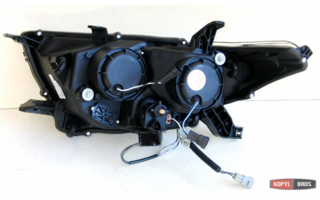 Фары передние Toyota Highlander