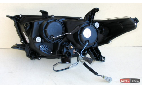 Фары передние Toyota Highlander