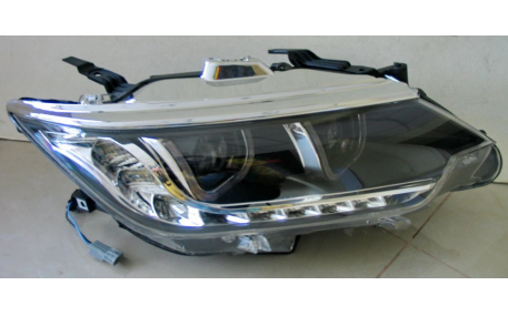 Фары передние Toyota Camry V55