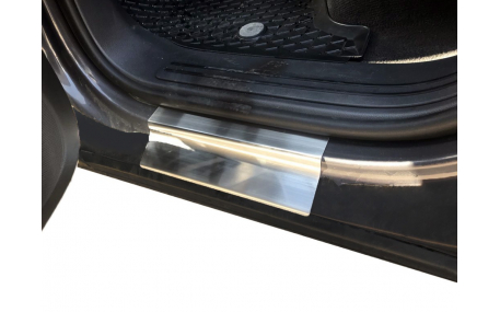 Накладки на пороги Volkswagen Touareg