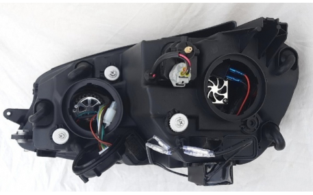 Фары передние Volkswagen Golf 7 2012-2017