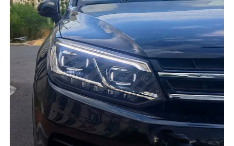 Фары передние Volkswagen Touareg