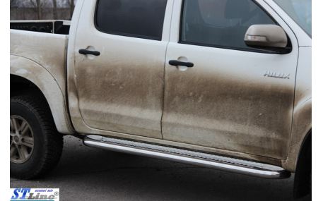 Подножки Toyota Hilux