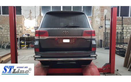 Защита задняя Toyota Land Cruiser 200