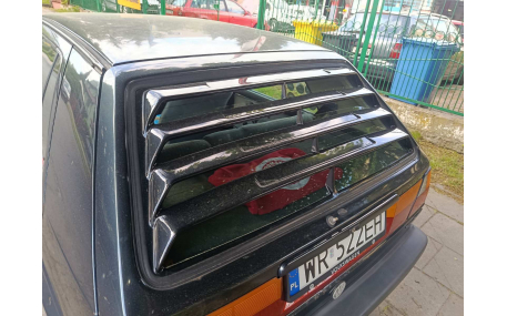 Накладка на заднее стекло Volkswagen Golf 2