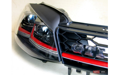 Решетка радиатора Volkswagen Golf 7 2012-2017