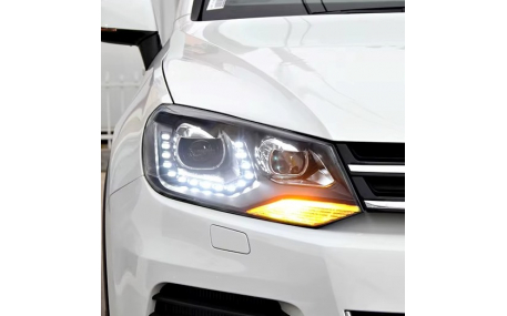 Фары передние Volkswagen Touareg