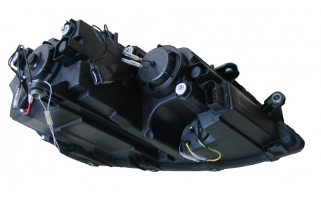 Фары передние Volkswagen Jetta