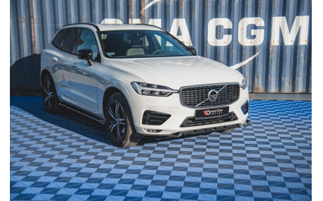 Накладка передняя Volvo XC60