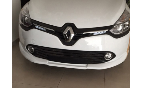 Накладка передняя Renault Clio