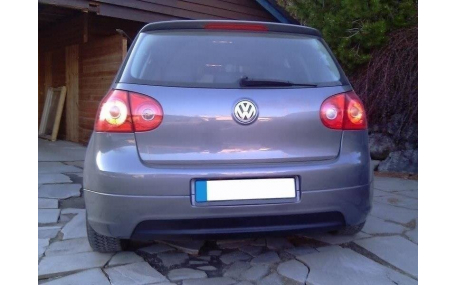 Накладка задняя Volkswagen Golf 5