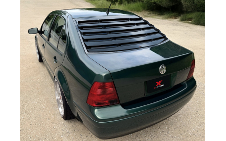 Накладка на заднее стекло Volkswagen Bora