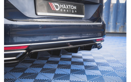 Накладка задняя Volkswagen Passat B8