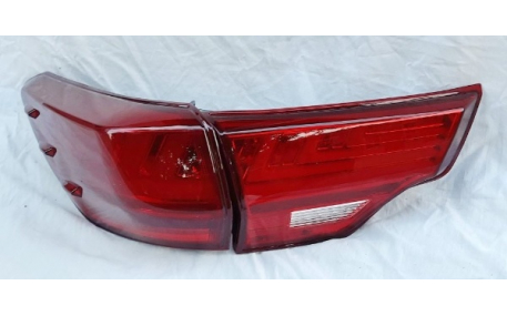 Фонари задние Toyota Highlander