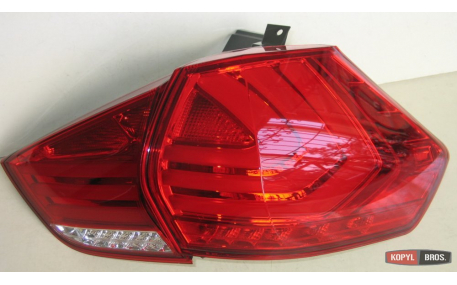 Фонари задние Nissan X-Trail T32
