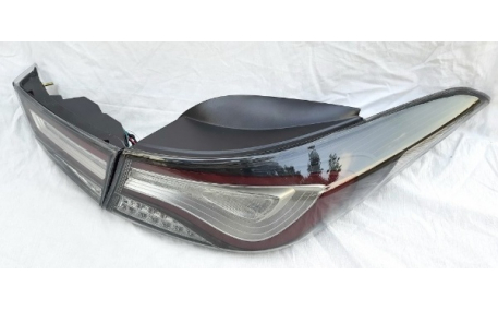 Фонари задние HYUNDAI Elantra MD