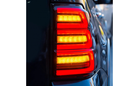 Фонари задние Mitsubishi Pajero Wagon 4