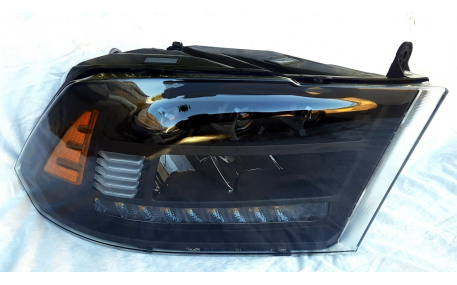 Фары передние Dodge Ram