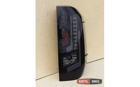 Фонари задние Toyota Tundra 2014-2021