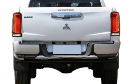 Фонари задние Mitsubishi L200 2019-2023