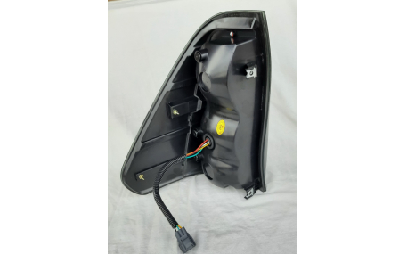 Фонари задние Toyota Hilux