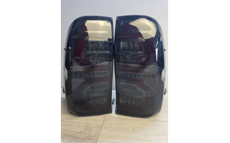 Фонари задние Toyota Hilux 2015-2020