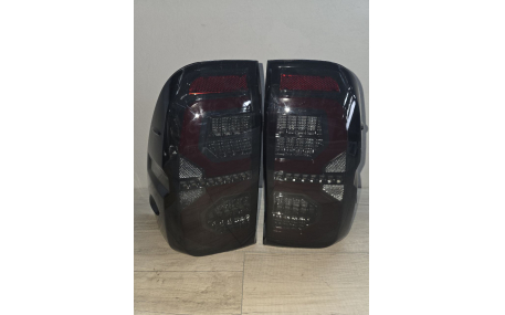 Фонари задние Toyota Hilux 2015-2020