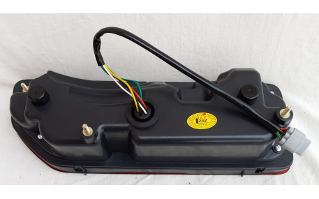 Фонари задние Suzuki Jimny