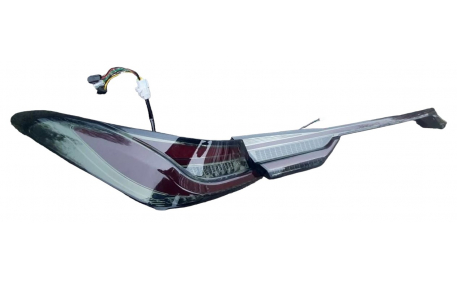 Фонари задние Toyota Camry V70