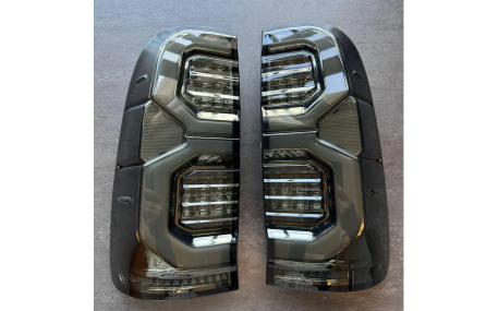 Фонари задние Toyota Hilux 2005-2015