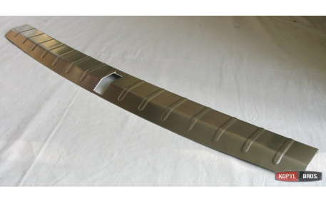 Накладка на задний бампер BMW X1 F48