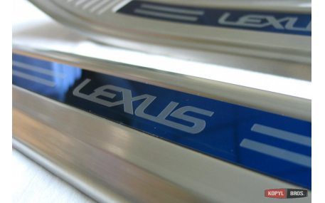 Накладки на пороги Lexus RX