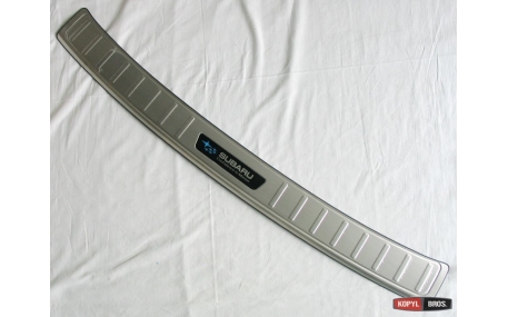 Накладка на задний бампер Subaru XV