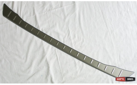 Накладка на задний бампер Toyota C-HR