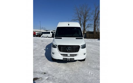 Решетка радиатора Mercedes Sprinter W907
