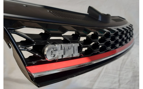 Решетка радиатора Volkswagen Golf 7 2017-2019