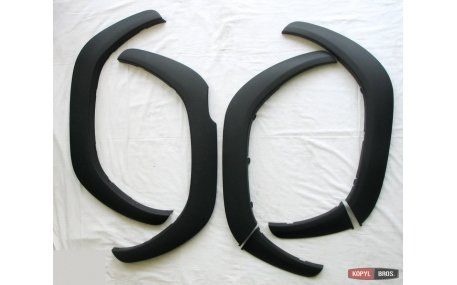 Арки Toyota Hilux