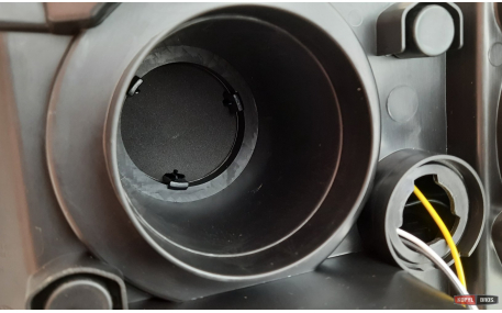 Фары передние Dodge Challenger