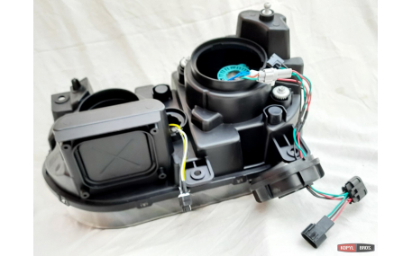 Фары передние Dodge Challenger