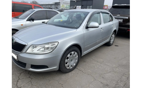 Дефлекторы окон Skoda Octavia A5 Liftback