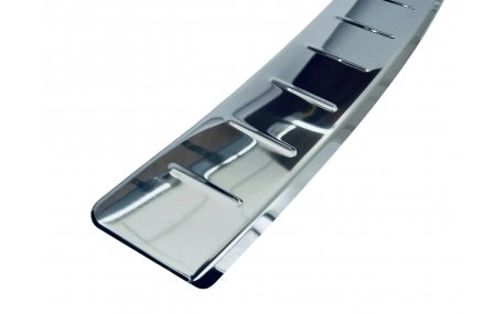 Накладка на задний бампер Opel Zafira C