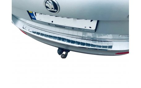 Накладка на задний бампер Skoda Octavia A7 2013-2017