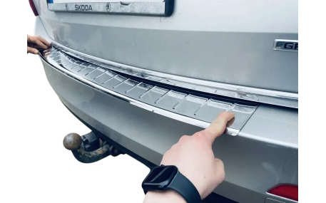 Накладка на задний бампер Skoda Octavia A7 2013-2017