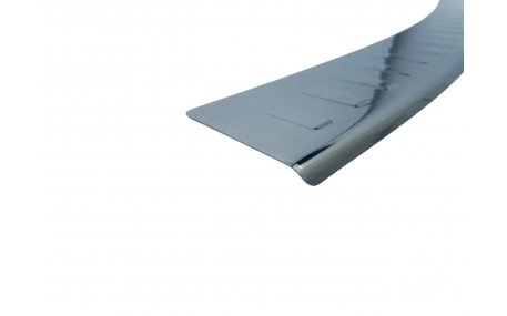 Накладка на задний бампер Renault Duster